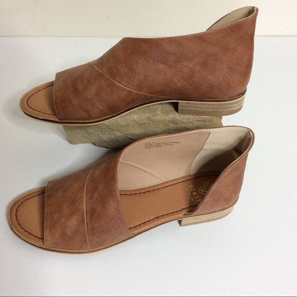 Cut Out Flats - Picture 5 of 6